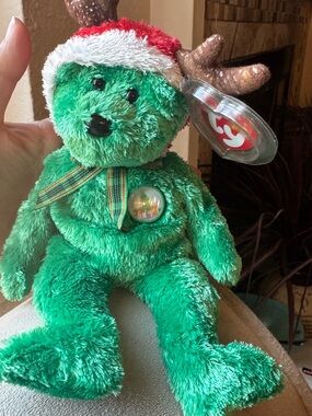 TY Holiday 2002 holiday bear Green Plush Reindeer Bear
